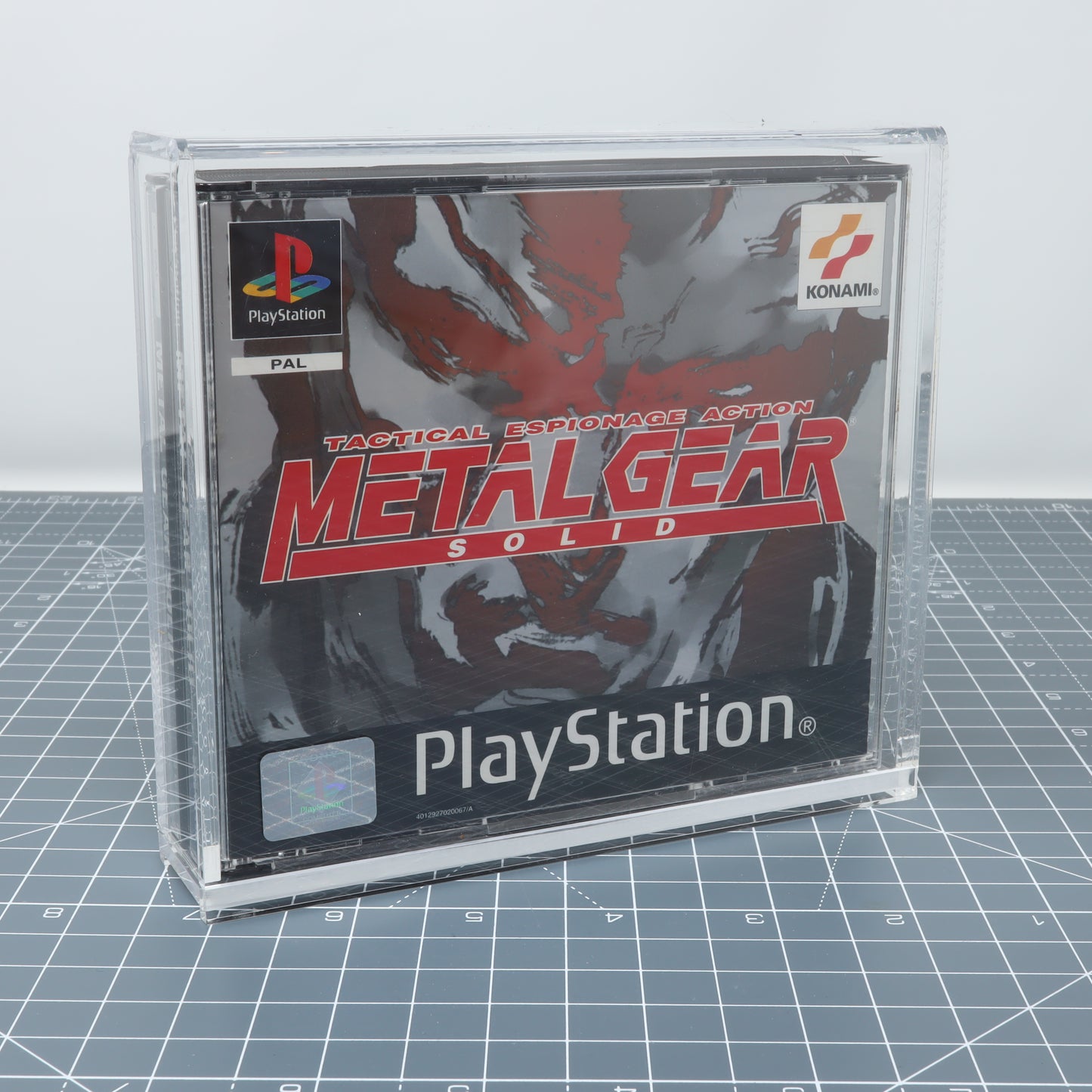Playstation 1 Dual Boxed Game - Display Capsule