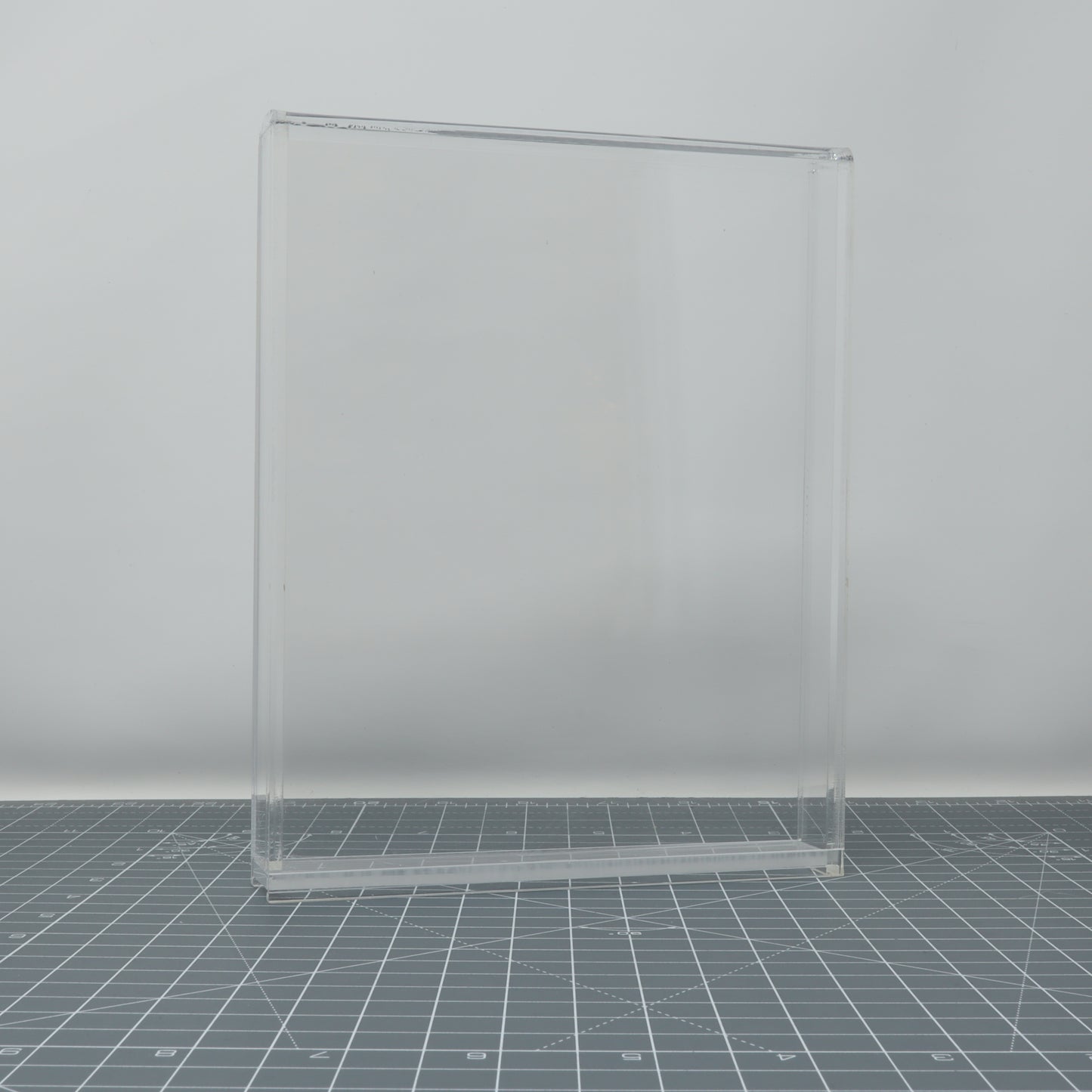 PlayStation 3,4 & 5 Game - Display Capsule