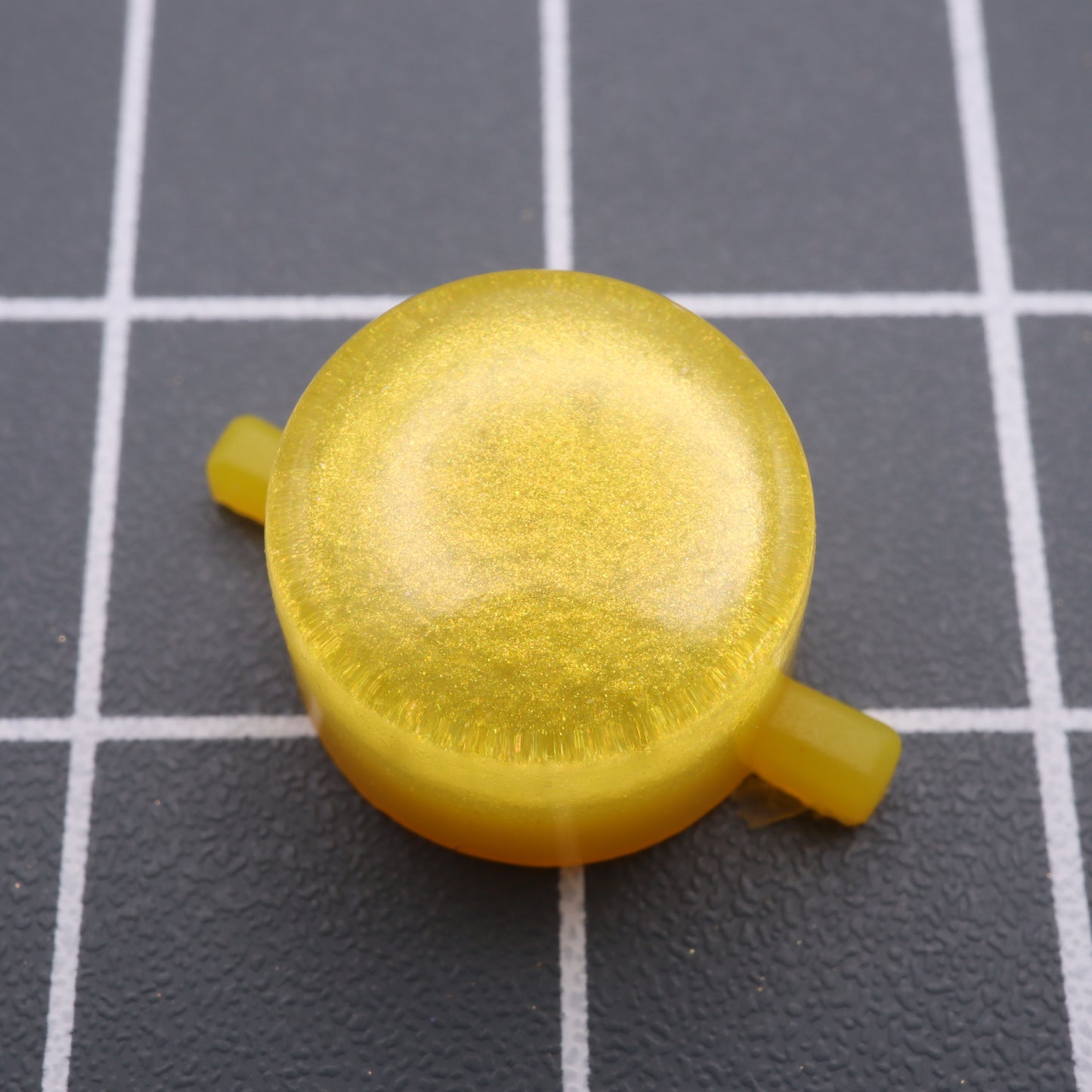 Game Boy DMG - Custom Button - Lemon Candy