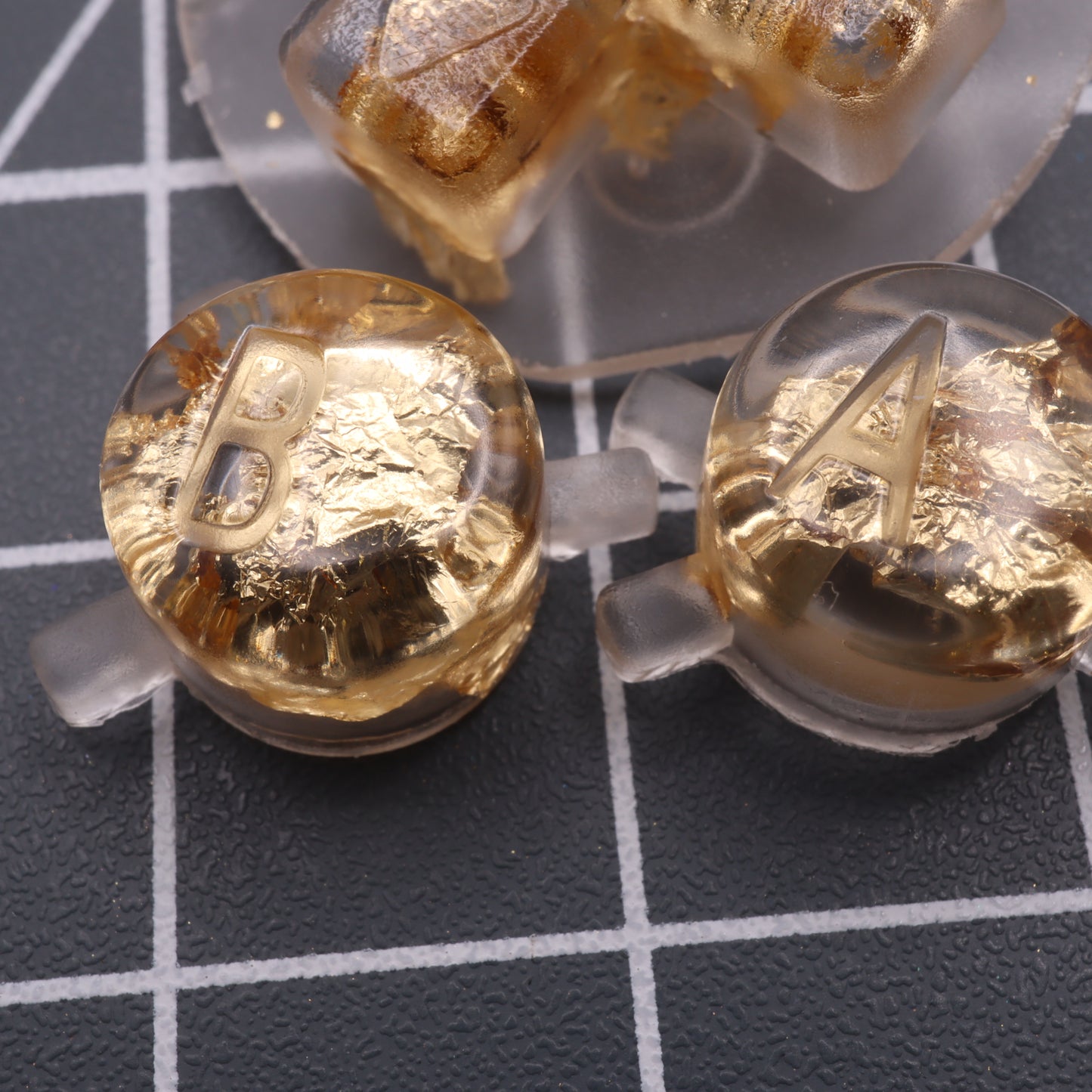 Game Boy Color - Custom Button - Gold Flake