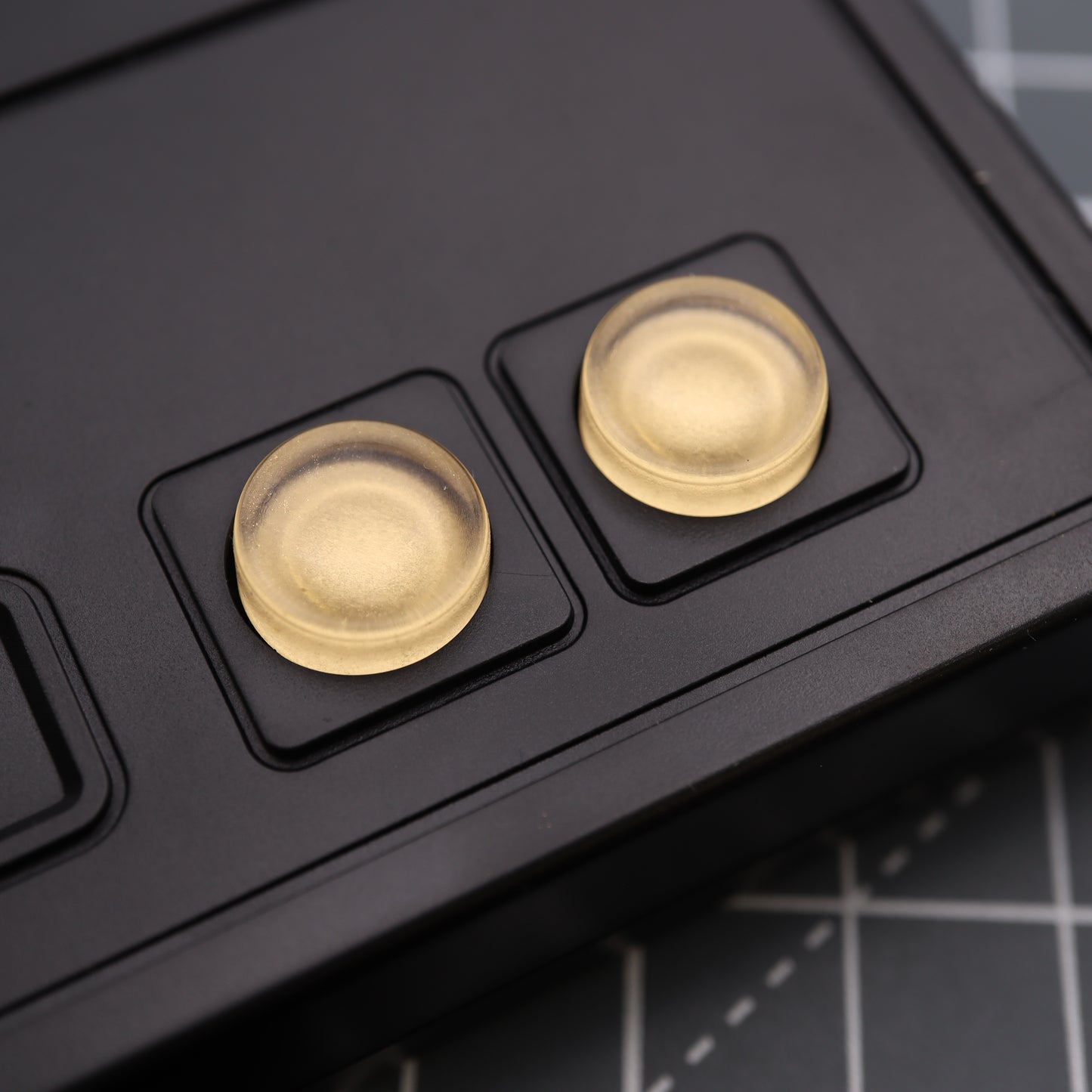 Nintendo NES - Custom Button - Metallic Gold
