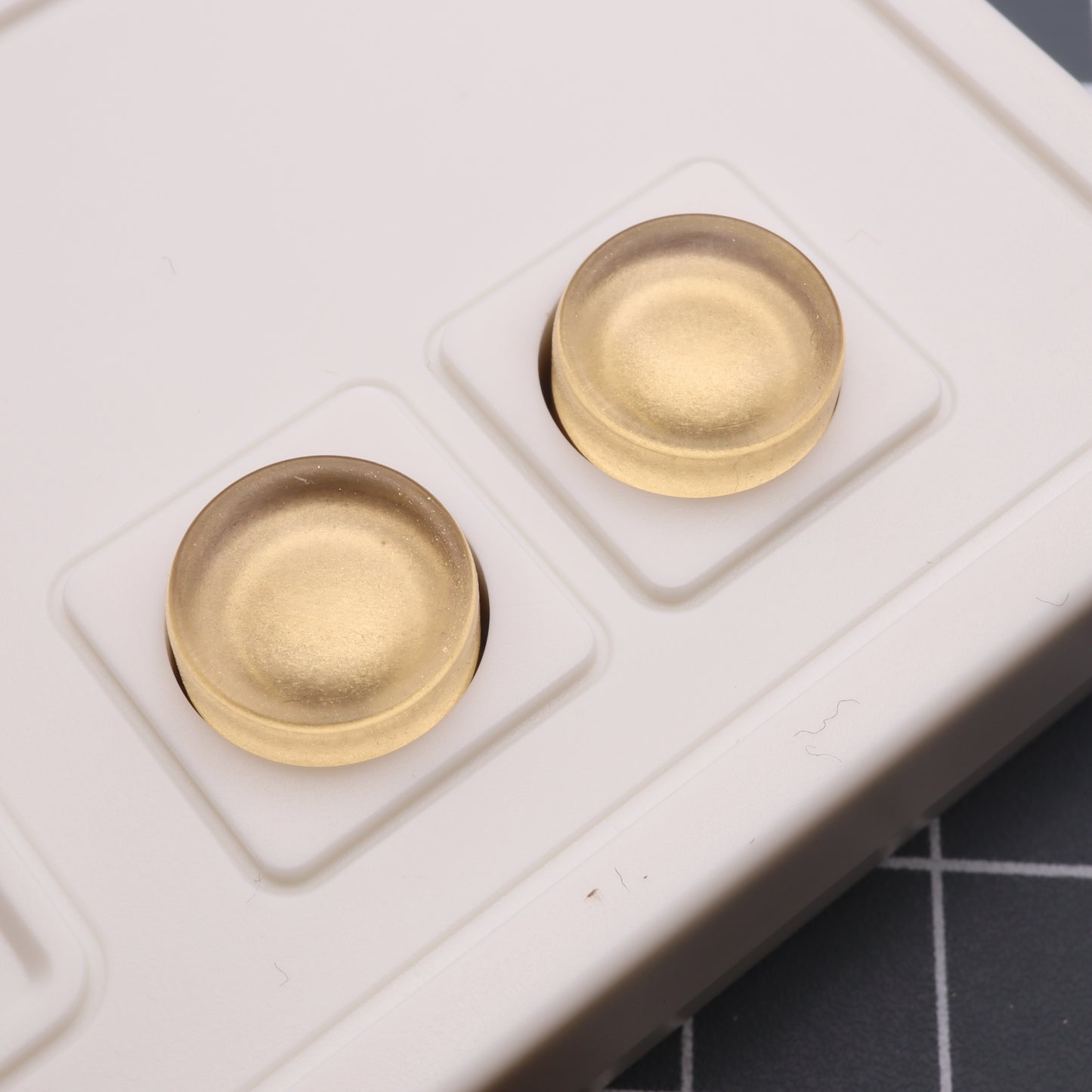 Nintendo NES - Custom Button - Metallic Gold