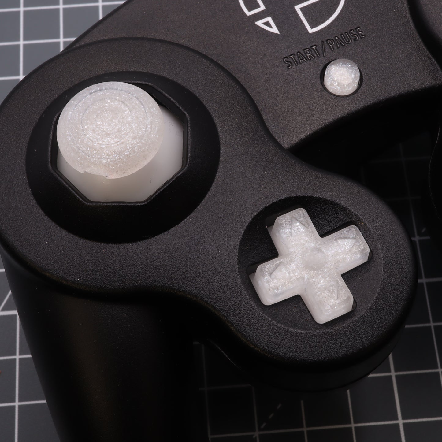 GameCube - Custom Button - Pearl White