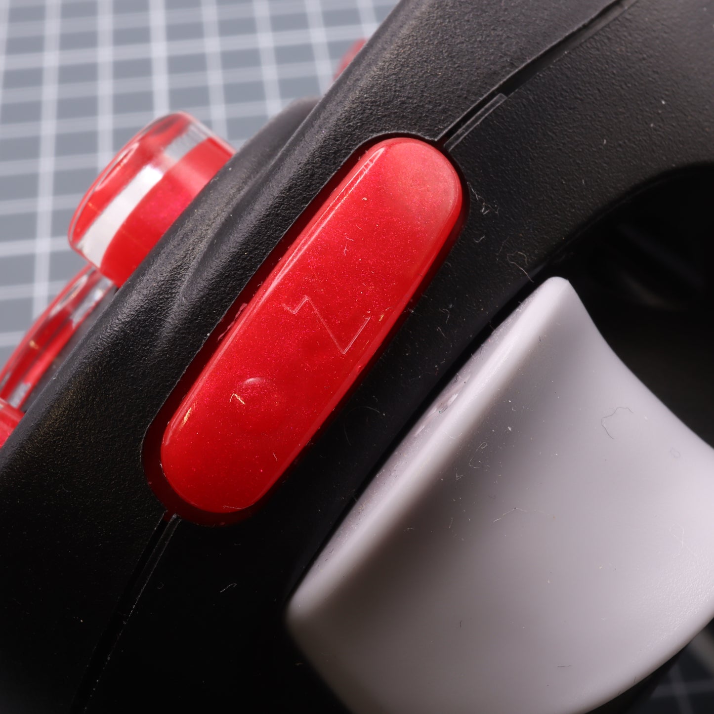 GameCube - Custom Button - Strawberry Candy