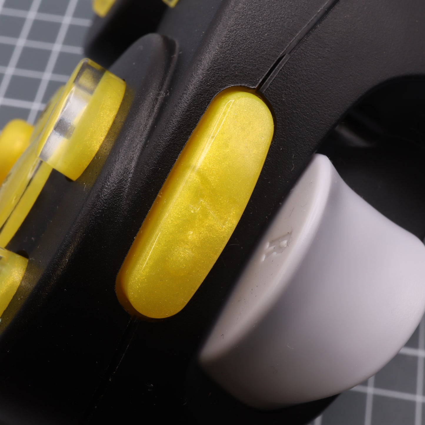 GameCube - Custom Button - Lemon Candy