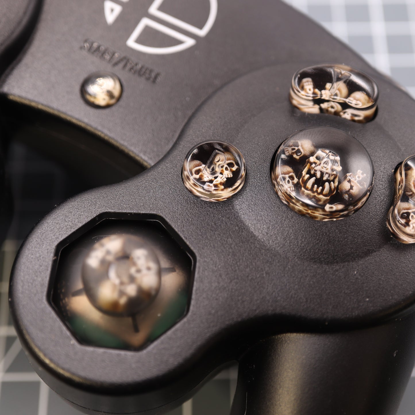 GameCube - Custom Button - Skulls