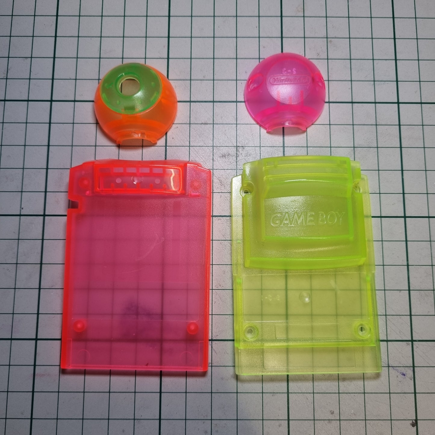 GB Camera Shell 90s Neon