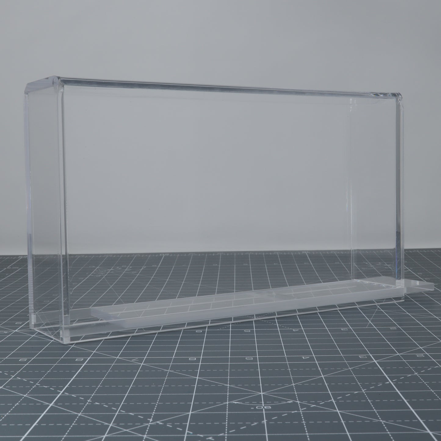 Sega Game Gear empty custom acrylic capsule to showcase console inside