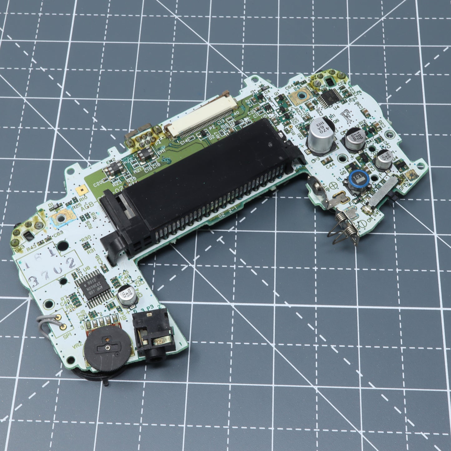 Game Boy Advance - Parts - Capacitors