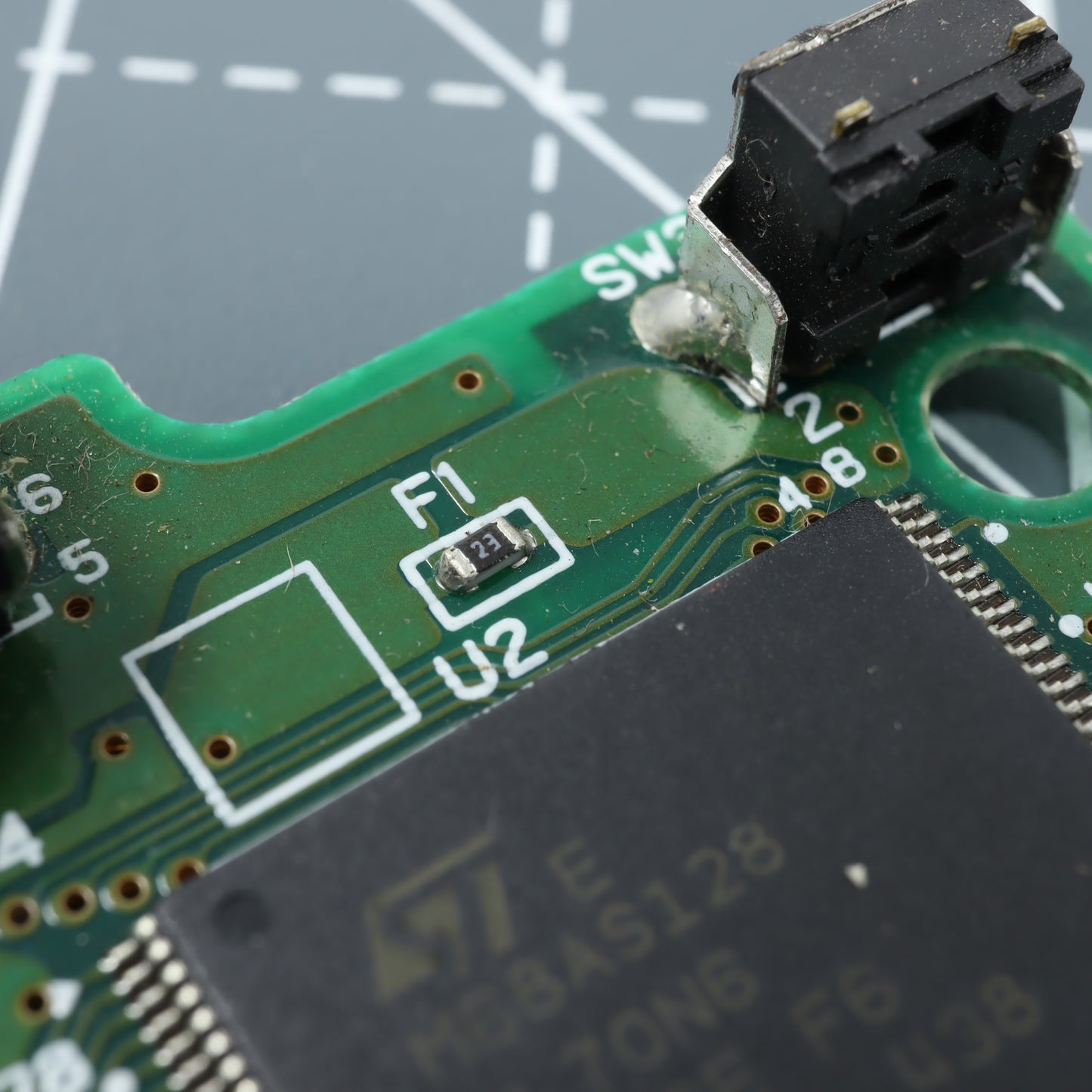 Game Boy Advance - Parts - Fuses