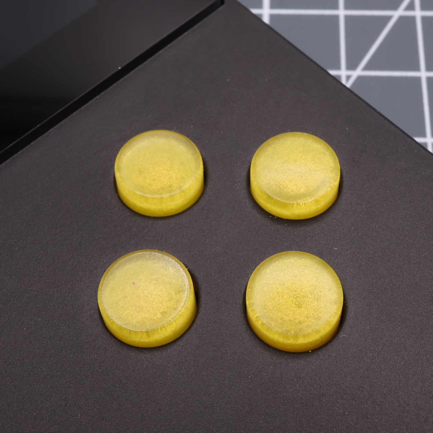 Analogue Pocket - Custom Button - Lemon Candy