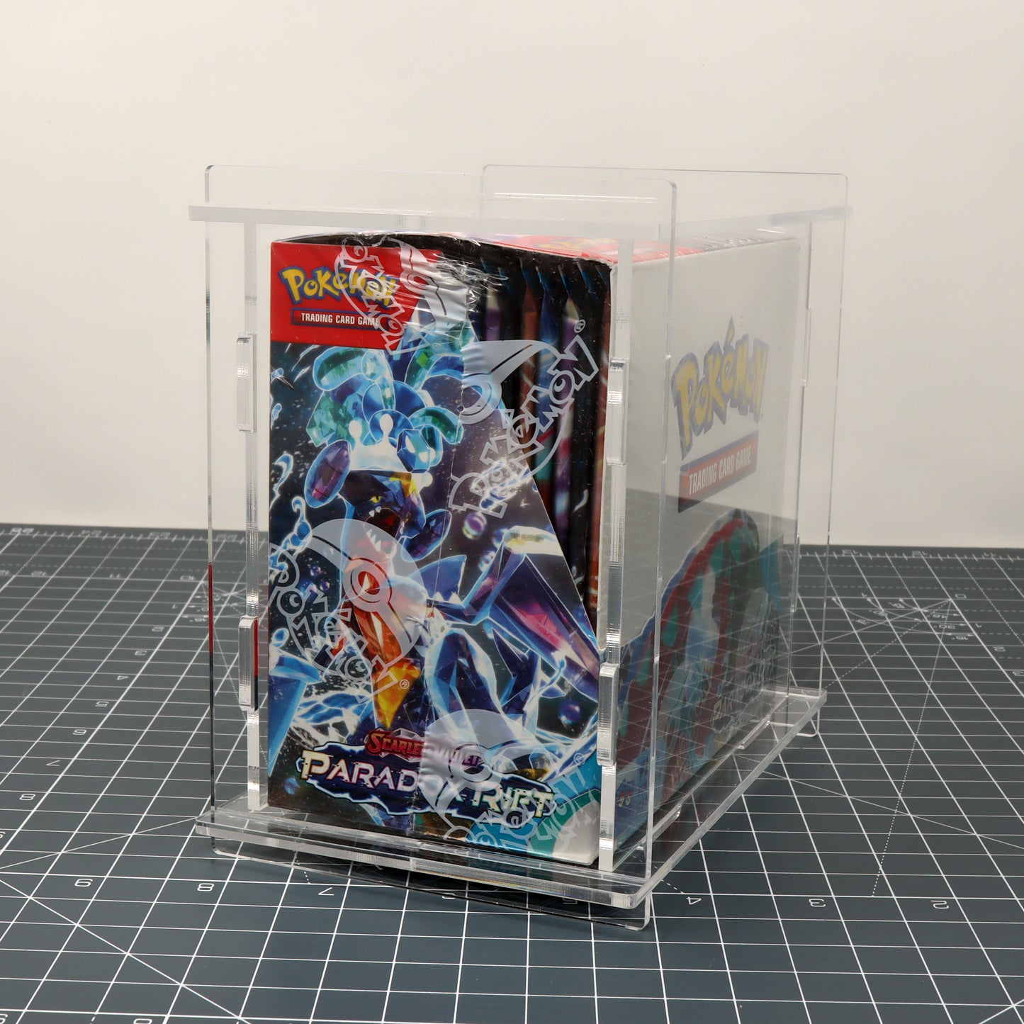 Pokemon TCG Booster Box - Display Capsule