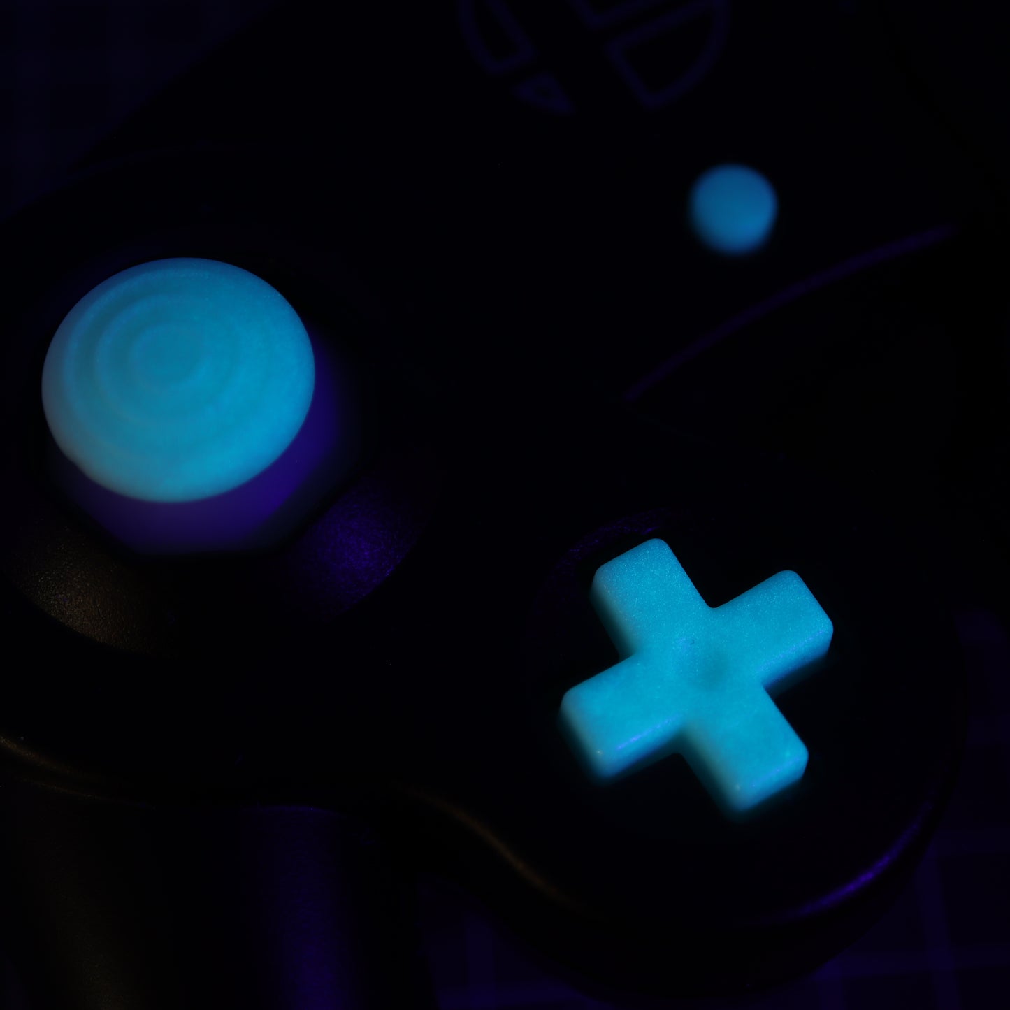 GameCube - Custom Button - GITD Aqua