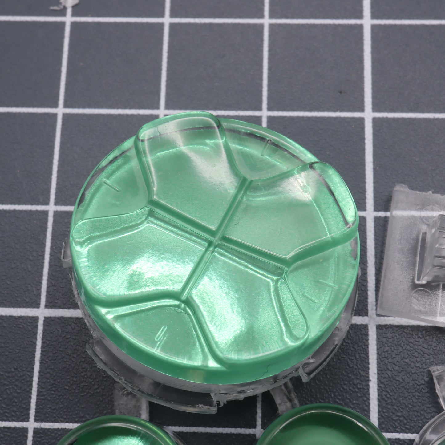 Sega Game Gear - Custom Button - Chrome Green